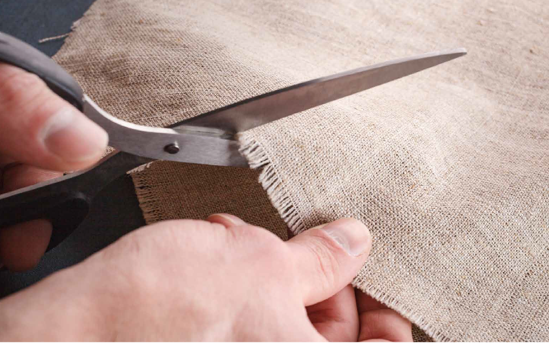 Khởi nguồn từ - Xưởng gia công túi xách